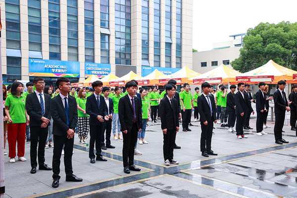 南京新華第十八屆校園人才交流會暨2019年創就業宣傳周啟動儀式正式啟幕！